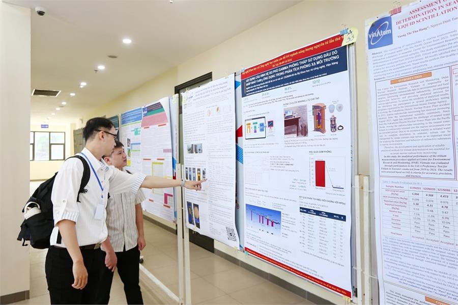 Hội nghị Khoa học và Công nghệ hạt nhân cán bộ trẻ ngành năng lượng nguyên tử lần thứ 9